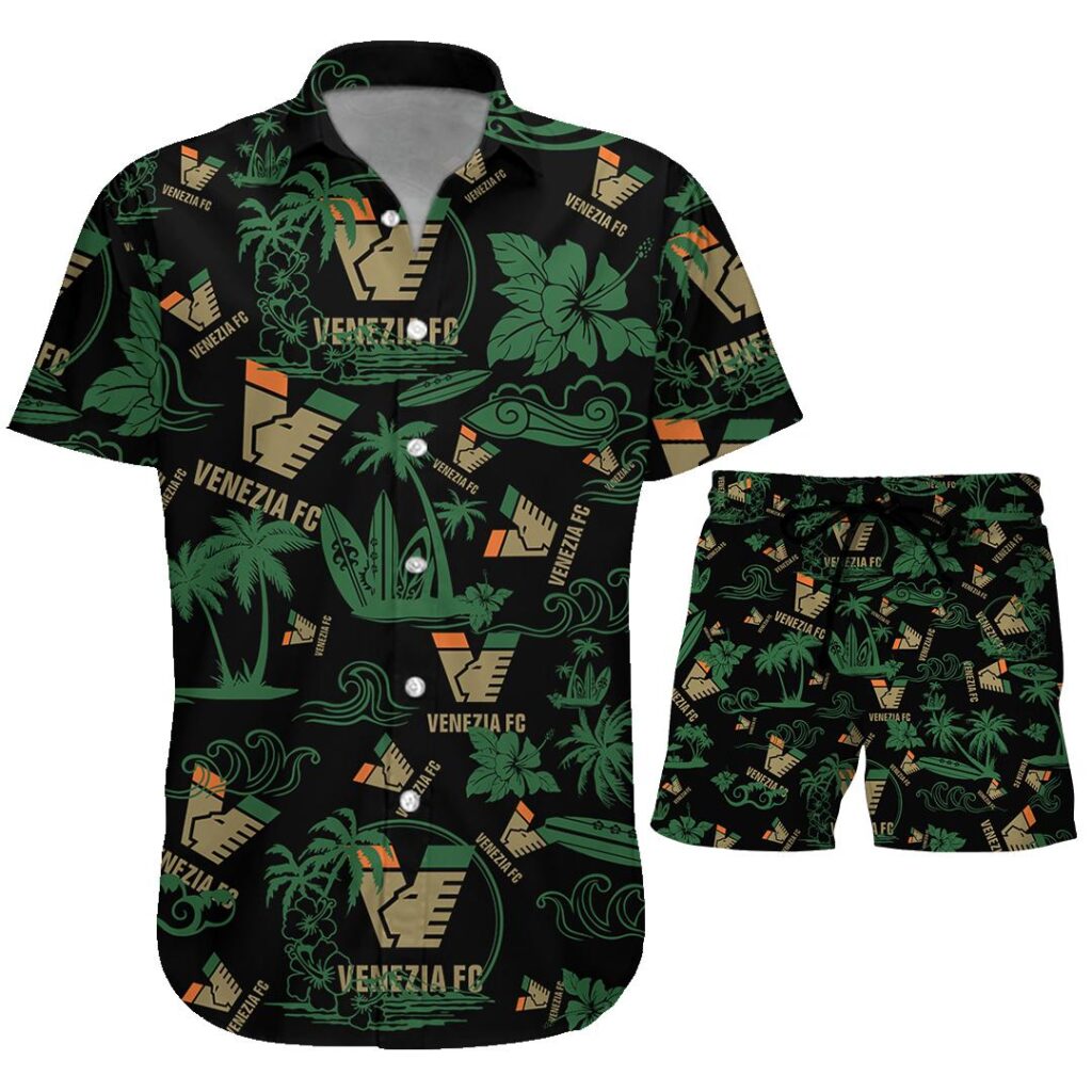 40Venezia073 | Hawaiian Shirt and Shorts